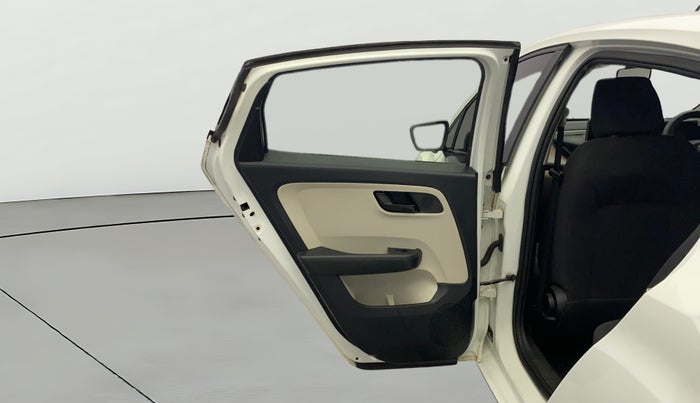 2022 Tata ALTROZ XM PLUS PETROL, Petrol, Manual, 79,466 km, LHS Rear Door