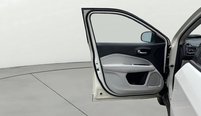 2017 Jeep Compass LIMITED 1.4 PETROL AT, Petrol, Automatic, 61,291 km, LHS Front Door