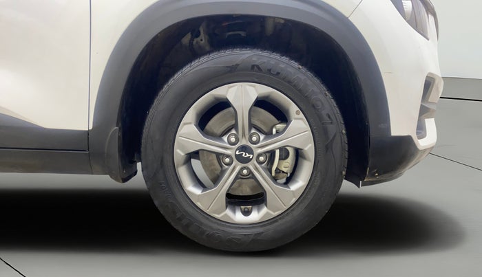 2022 KIA SELTOS HTK PLUS 1.5 DIESEL IMT, Diesel, Manual, 18,945 km, Right Front Wheel