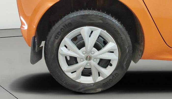 2016 Tata Tiago XT PETROL, Petrol, Manual, 1,09,669 km, Right Rear Wheel