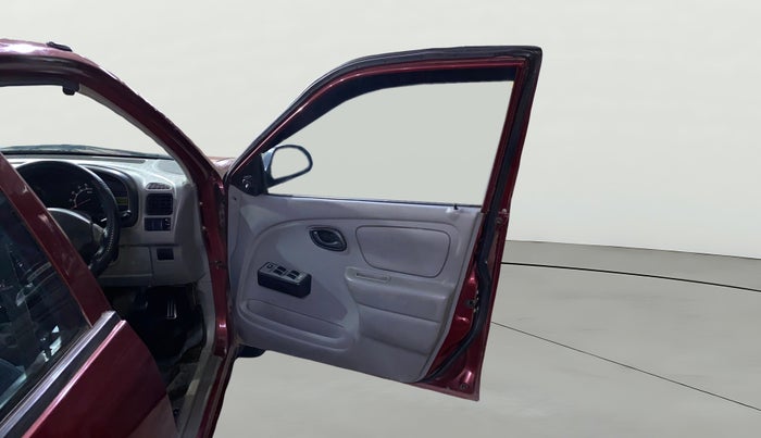 2013 Maruti Alto K10 LXI, Petrol, Manual, 92,661 km, RHS Front Door