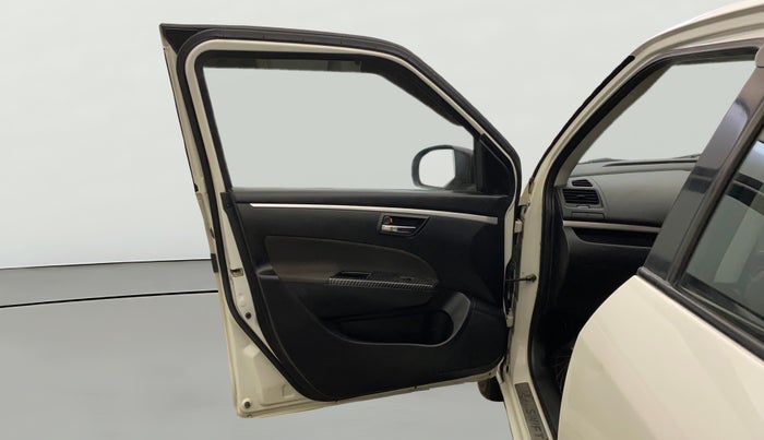 2016 Maruti Swift VXI, Petrol, Manual, 67,042 km, LHS Front Door
