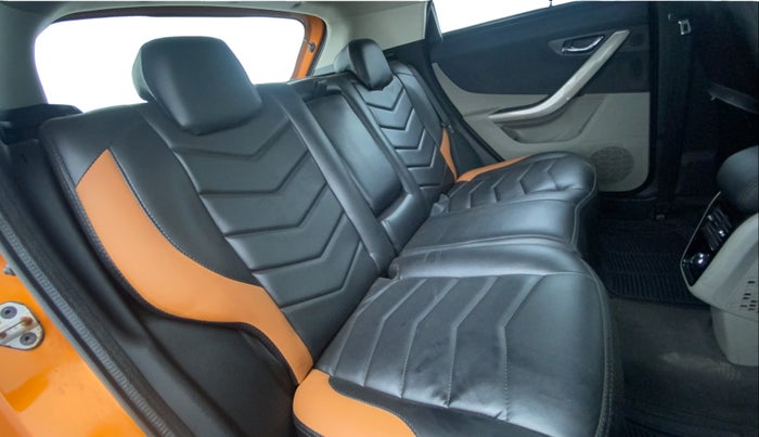 2018 Tata NEXON XZ PLUS PETROL DUAL TONE, Petrol, Manual, 41,732 km, Right Side Rear Door Cabin