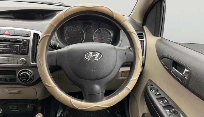 2012 Hyundai i20 MAGNA (O) 1.2, Petrol, Manual, 67,286 km, Steering Wheel Close Up