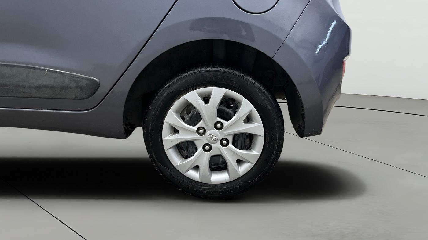 2014 Hyundai Grand i10 MAGNA 1.2 KAPPA VTVT, Petrol, Manual, 93,013 km, Left Rear Wheel