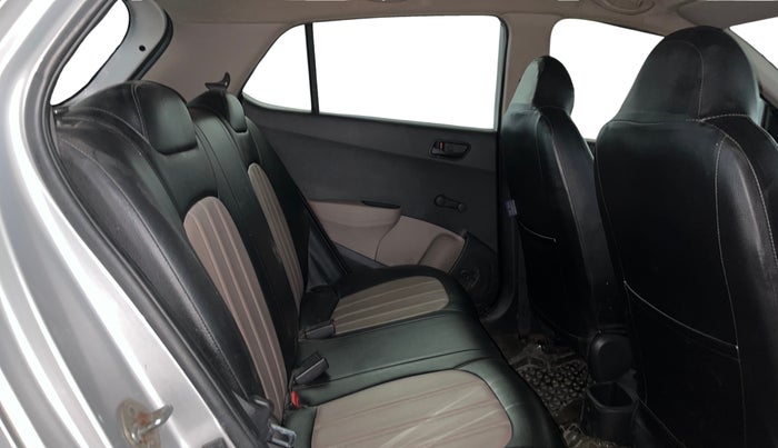 2017 Hyundai Grand i10 ERA 1.2 KAPPA VTVT, Petrol, Manual, 62,175 km, Right Side Rear Door Cabin