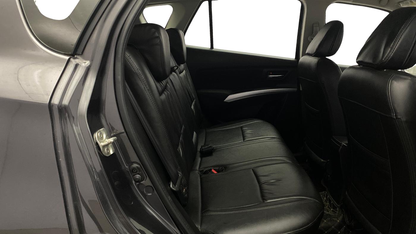 2022 Maruti S Cross ZETA 1.5, Petrol, Manual, 20,371 km, Right Side Rear Door Cabin