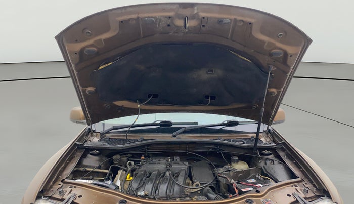 2013 Renault Duster RXL PETROL, Petrol, Manual, 1,12,488 km, Open Bonet