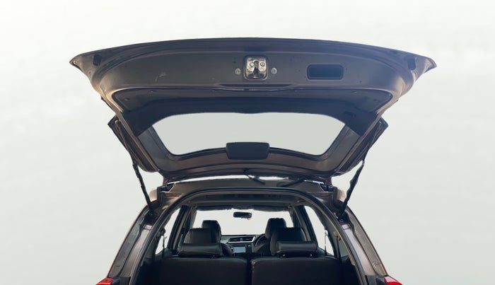 2017 Honda BR-V 1.5L I-VTEC V CVT, Petrol, Automatic, 1,00,388 km, Boot Door Open