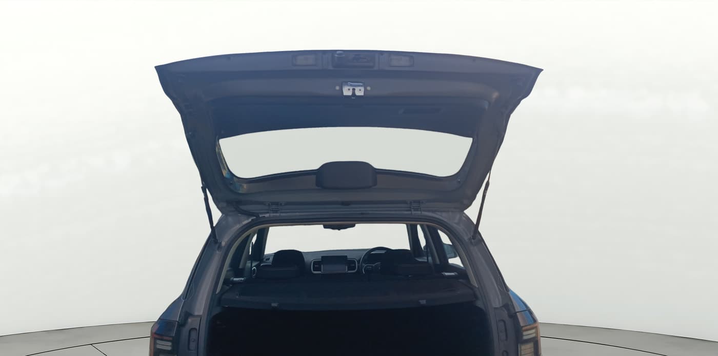 2022 Hyundai VENUE SX 1.2 PETROL, Petrol, Manual, 33,977 km, Boot Door Open