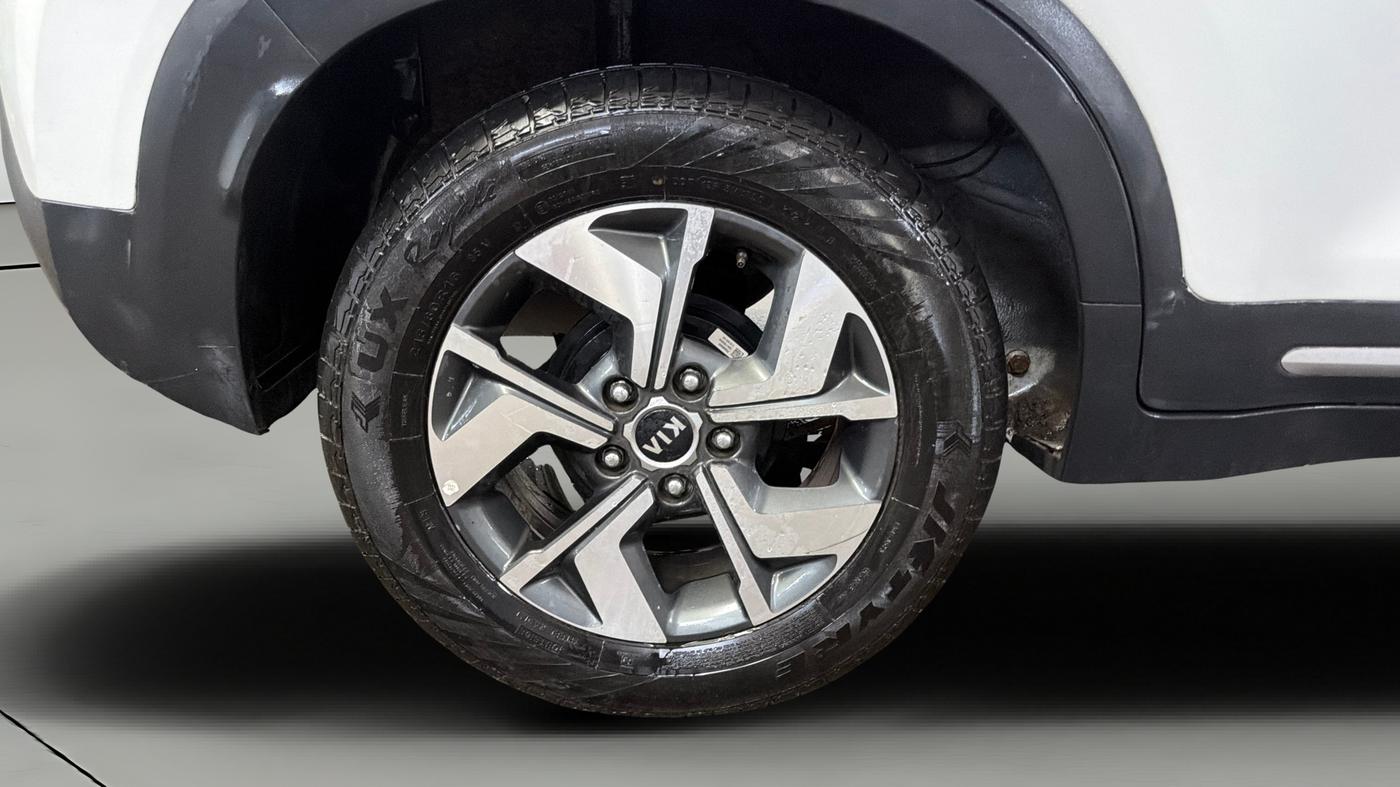 2021 KIA SONET HTX PLUS 1.0 IMT, Petrol, Manual, 42,429 km, Right Rear Wheel