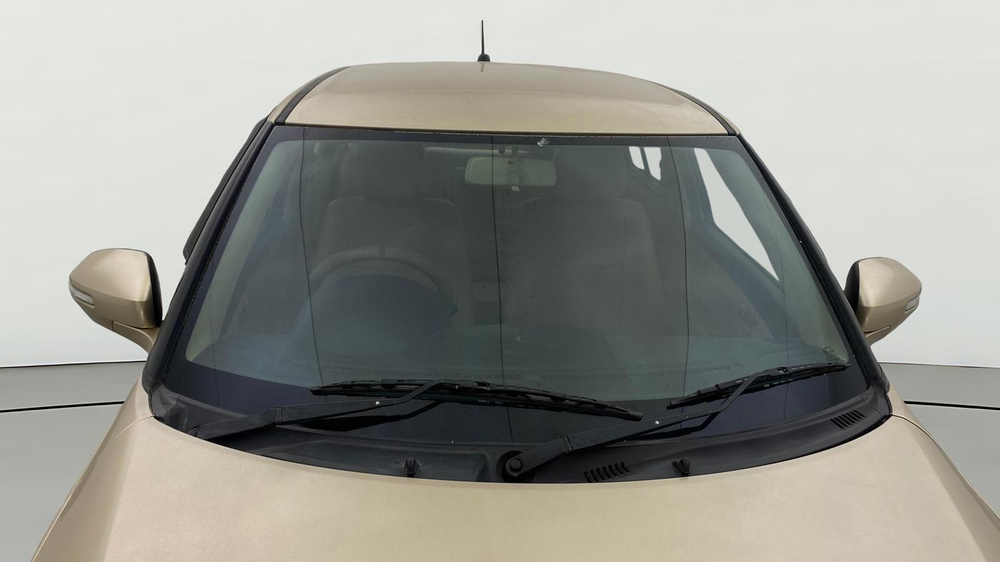 2013 Maruti Swift Dzire VXI, Petrol, Manual, 1,04,105 km, Front Windshield