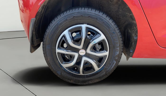 2021 Tata ALTROZ XE DIESEL, Diesel, Manual, 1,05,188 km, Right Rear Wheel