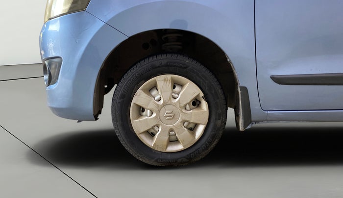 2013 Maruti Wagon R 1.0 LXI CNG, CNG, Manual, 88,207 km, Left Front Wheel