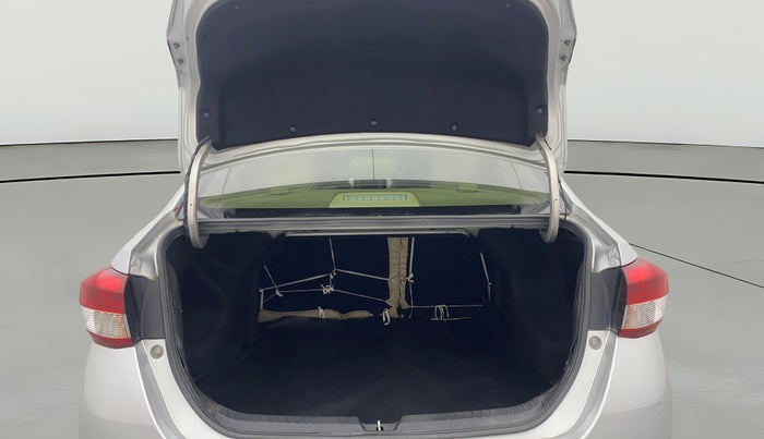 2019 Toyota YARIS J MT, Petrol, Manual, 1,27,430 km, Boot Open Zoomed View