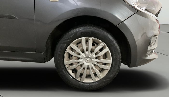 2020 Tata Tiago XE 1.2 REVOTRON, CNG, Manual, 83,130 km, Right Front Wheel