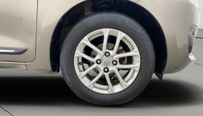 2018 Maruti Swift ZXI AMT, Petrol, Automatic, 38,120 km, Right Front Wheel