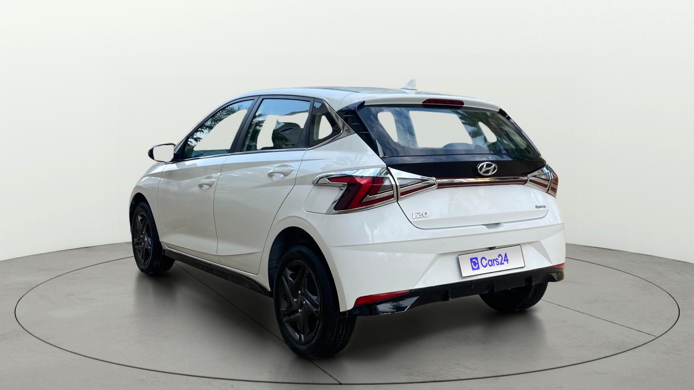 2022 Hyundai NEW I20 Sportz 1.2 IVT, Petrol, Automatic, 50,396 km, Left Back Diagonal
