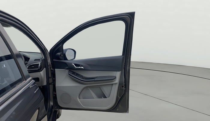 2021 Tata Tiago XZ PLUS DUAL TONE PETROL, Petrol, Manual, 53,967 km, RHS Front Door