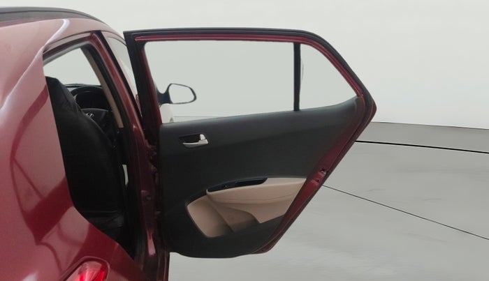 2015 Hyundai Grand i10 ASTA 1.2 KAPPA VTVT, Petrol, Manual, 1,24,952 km, RHS Rear Door