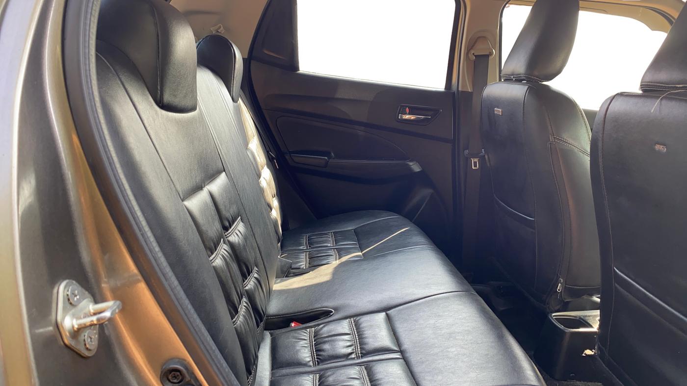 2018 Maruti Swift VXI AMT, Petrol, Automatic, 80,076 km, Right Side Rear Door Cabin