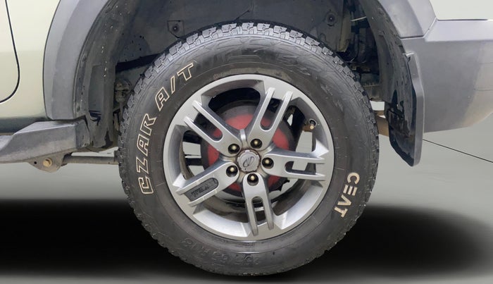 2021 Mahindra Thar LX PETROL HT 4WD AT, Petrol, Automatic, 26,348 km, Left Rear Wheel