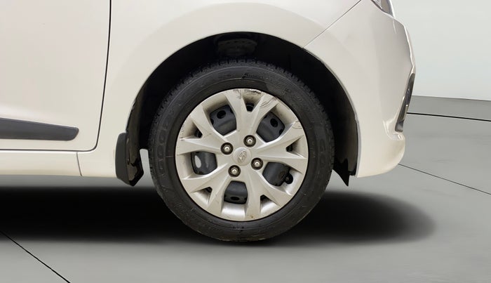 2014 Hyundai Grand i10 SPORTZ 1.2 KAPPA VTVT, Petrol, Manual, 70,673 km, Right Front Wheel