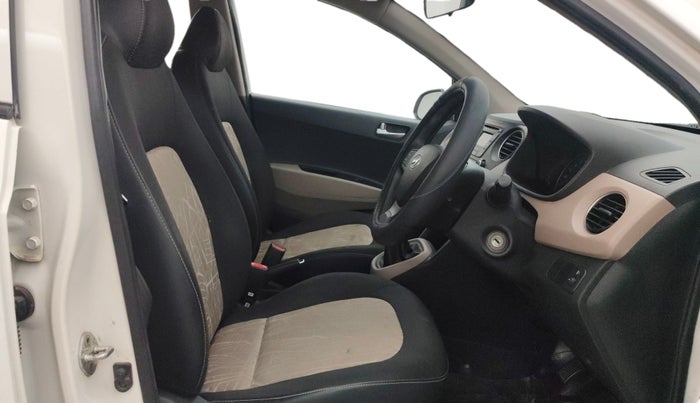 2015 Hyundai Grand i10 SPORTZ 1.2 KAPPA VTVT, Petrol, Manual, 42,040 km, Right Side Front Door Cabin