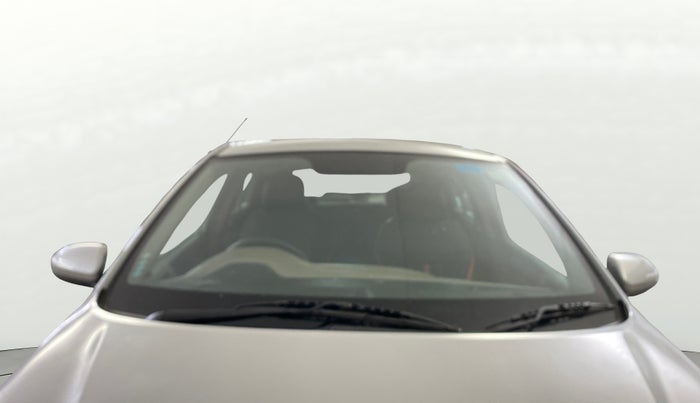 2016 Hyundai Elite i20 ASTA 1.2 (O), Petrol, Manual, 82,580 km, Front Windshield