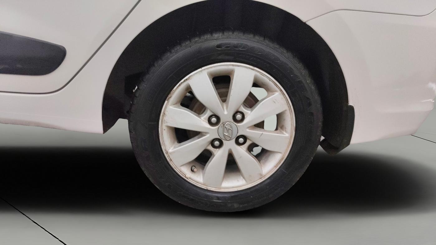 2014 Hyundai Xcent S (O) 1.2, Petrol, Manual, 48,896 km, Left Rear Wheel