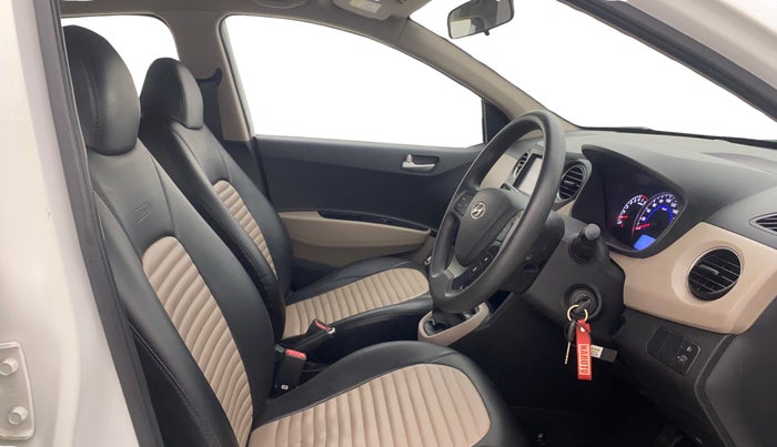 2019 Hyundai Grand i10 SPORTZ 1.2 KAPPA VTVT, Petrol, Manual, 38,841 km, Right Side Front Door Cabin