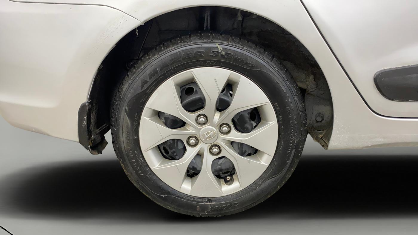 2015 Hyundai Xcent S 1.2, Petrol, Manual, 37,063 km, Right Rear Wheel