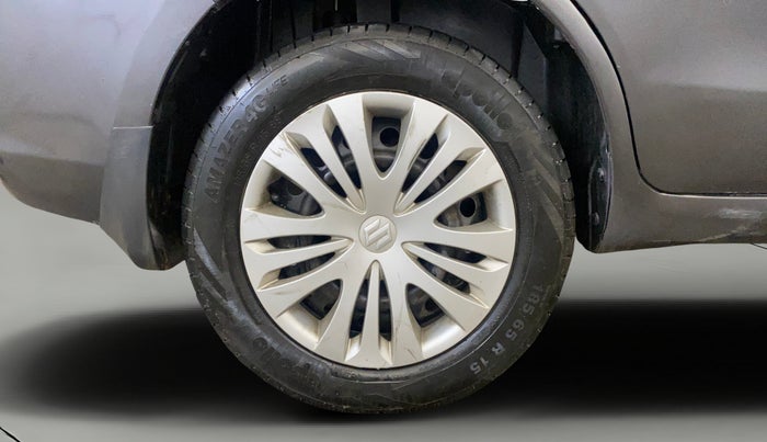 2014 Maruti Ertiga VXI CNG, CNG, Manual, 77,691 km, Right Rear Wheel