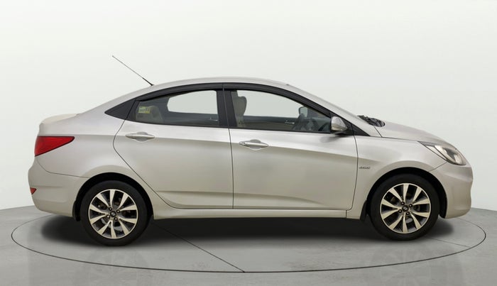 2014 Hyundai Verna FLUIDIC 1.4 CRDI CX, Diesel, Manual, 1,08,392 km, Right Side View