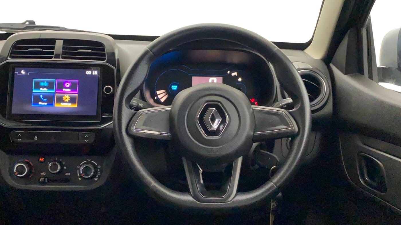 2022 Renault Kwid RXT 1.0 AMT, Petrol, Automatic, 58,069 km, Steering Wheel Close Up