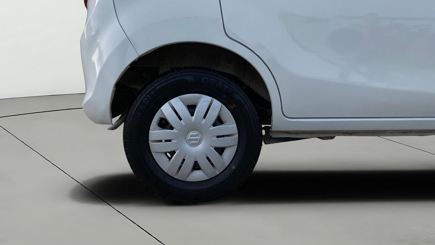 2021 Maruti Alto LXI, Petrol, Manual, 34,002 km, Right Rear Wheel