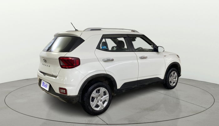 2020 Hyundai VENUE S 1.2, Petrol, Manual, 54,612 km, Right Back Diagonal