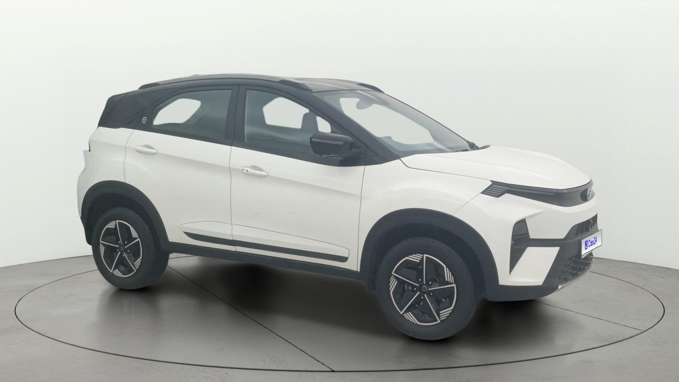 2023 Tata NEXON FEARLESS SUNROOF DUAL TONE 1.2 PETROL, Petrol, Manual, 46,023 km, Right Front Diagonal