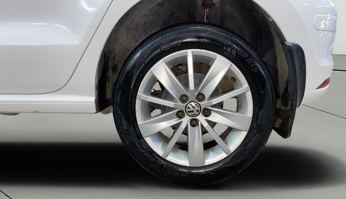2015 Volkswagen Polo HIGHLINE1.2L, Petrol, Manual, 60,356 km, Left Rear Wheel