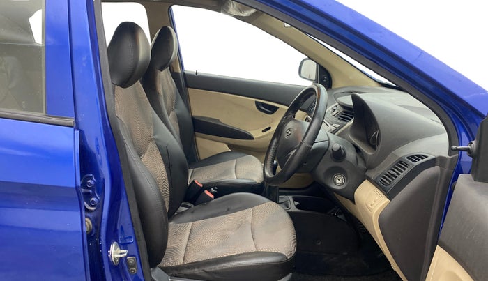 2015 Hyundai Eon MAGNA +, Petrol, Manual, 57,244 km, Right Side Front Door Cabin