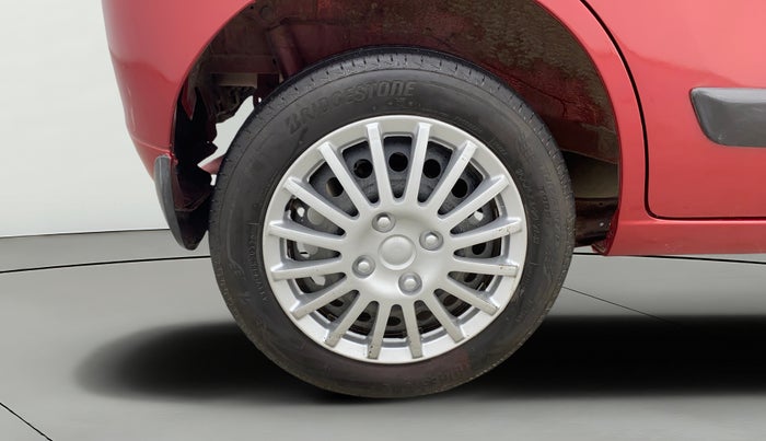 2017 Maruti Wagon R 1.0 VXI, Petrol, Manual, 36,704 km, Right Rear Wheel