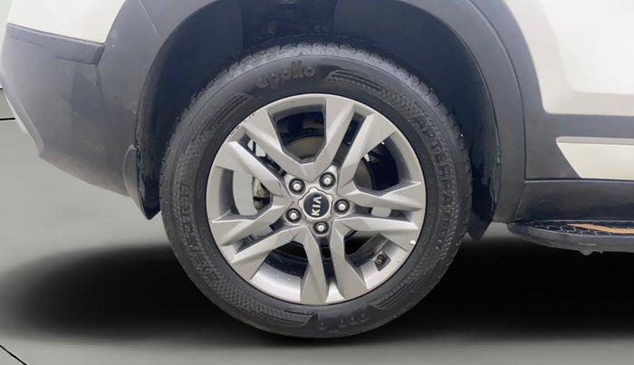 2020 KIA SELTOS HTX IVT 1.5 PETROL, Petrol, Automatic, 76,587 km, Right Rear Wheel