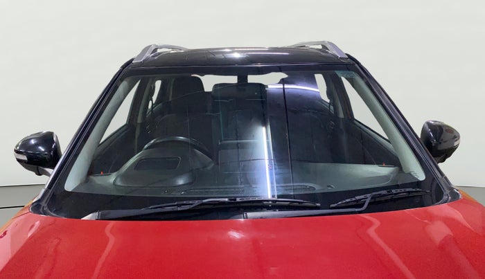 2022 Maruti BREZZA ZXI + AT SMART HYBRID, Petrol, Automatic, 30,104 km, Front Windshield