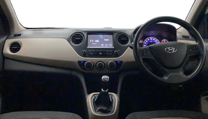 2017 Hyundai Grand i10 SPORTZ (O) 1.2 KAPPA VTVT, Petrol, Manual, 50,093 km, Dashboard