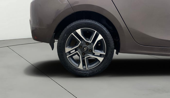 2017 Tata TIGOR XZ PETROL, Petrol, Manual, 83,945 km, Right Rear Wheel