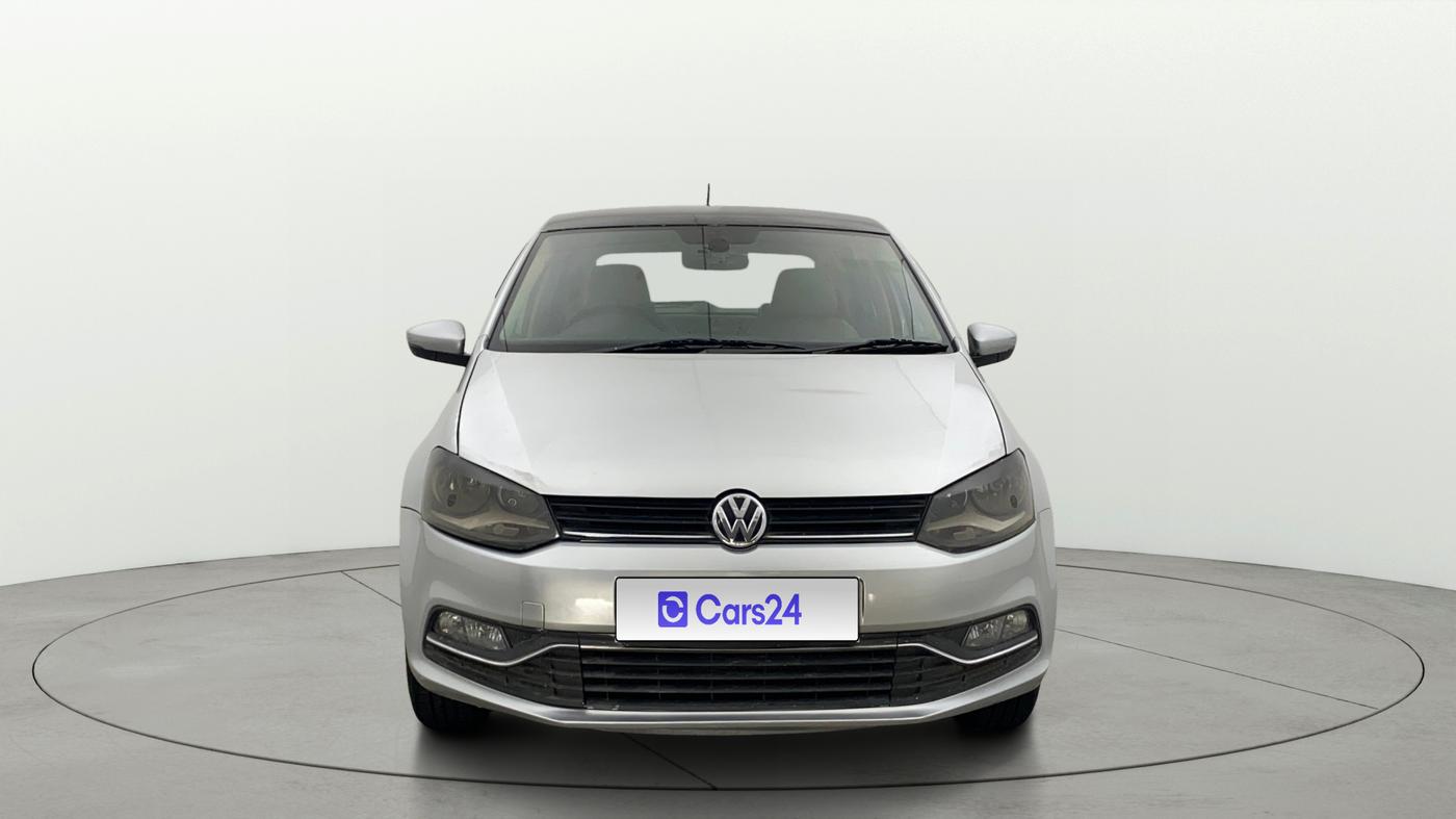 2016 Volkswagen Polo HIGHLINE1.5L, Diesel, Manual, 1,23,726 km, Front