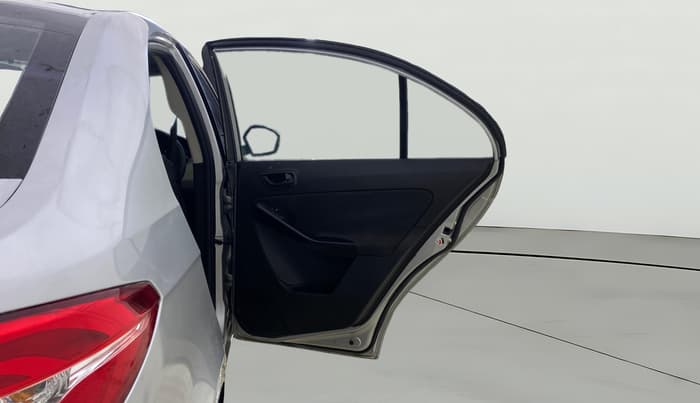 2015 Tata Zest XM 90PS DIESEL, Diesel, Manual, 1,05,410 km, RHS Rear Door