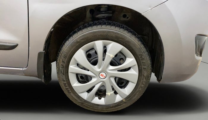 2018 Maruti Wagon R 1.0 VXI, Petrol, Manual, 59,265 km, Right Front Wheel