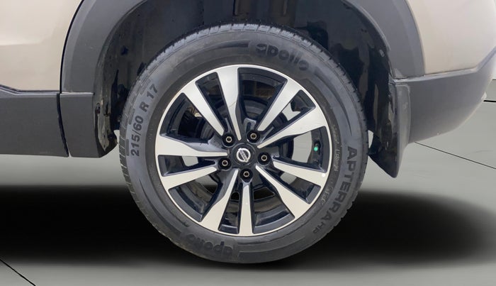 2019 Nissan Kicks XV PREMIUM O DUAL TONE DIESEL, Diesel, Manual, 45,593 km, Left Rear Wheel