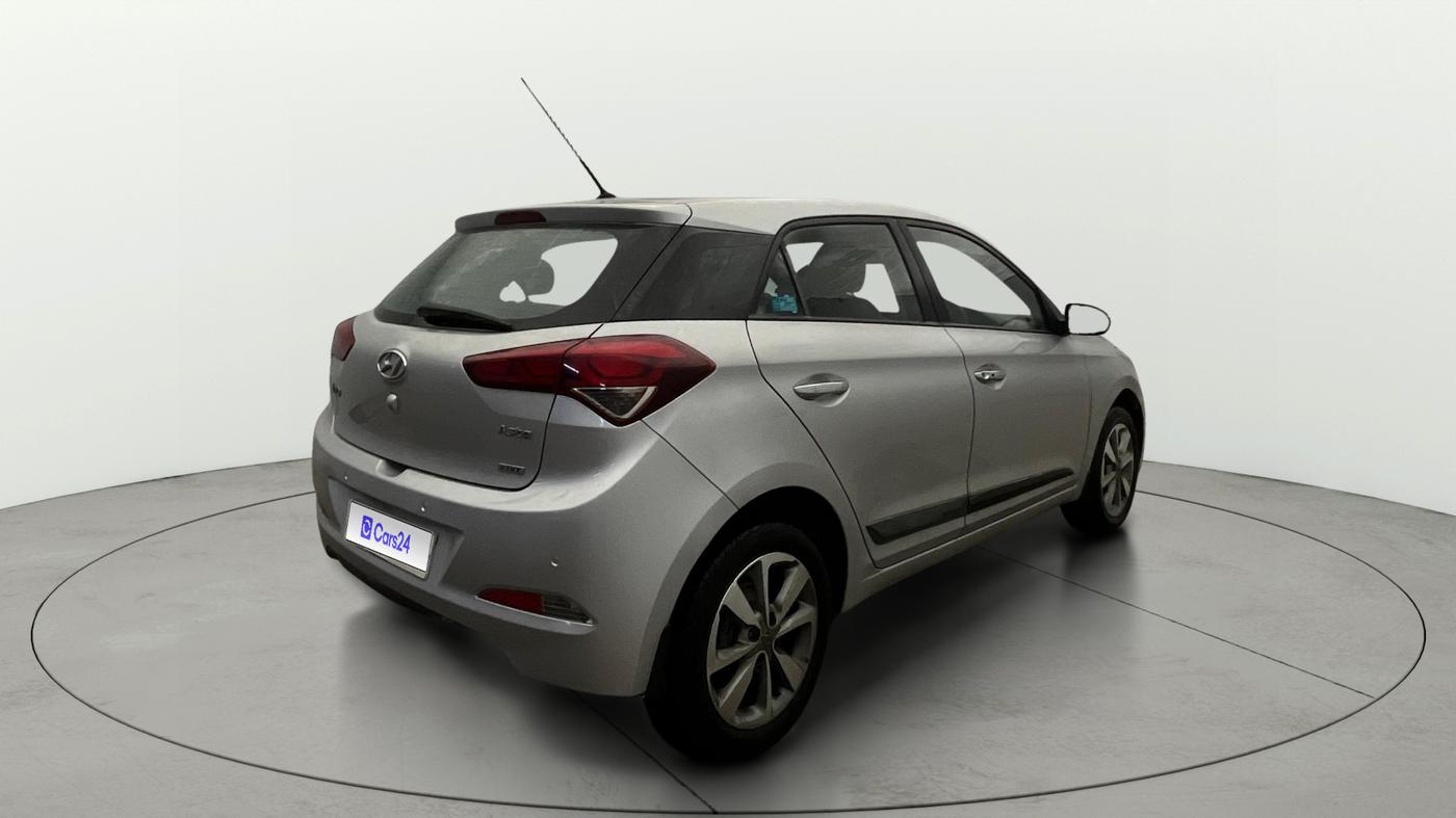 2016 Hyundai Elite i20 ASTA 1.2, Petrol, Manual, 1,17,440 km, Right Back Diagonal